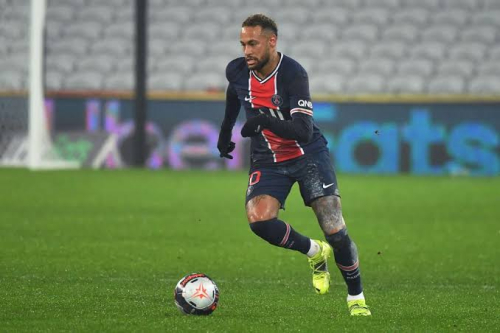 Feigned Movement in Soccer: The Art of Deception