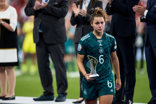 Galacticos of Women's Soccer | Olivia Smith, Naomi Girma And Top 10 Most Expensive Players In Women's Football History: Lena Oberdorf