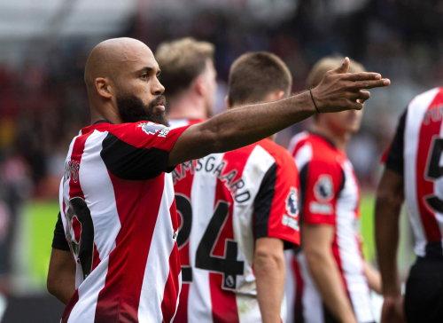 Manchester United sign Bryan Mbeumo on a five-year contract with option of one more from Brentford, in a deal worth up to £71 million.