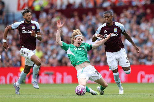 Opening weekend of 2025-26 | Season 35 of the English Premier League | Ezri Konsa was sent off for Aston Villa against Newcastle United 