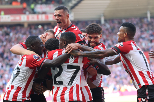 Opening weekend of 2025-26 | Season 35 of the English Premier League: Sunderland players celebrate during their 3-0 win over West Ham United 
