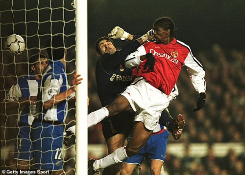 8 Nigerians With Most Premier League Seasons Played: Kanu Nwankwo at Arsenal 