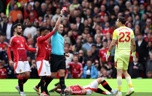 Ranking The 10 Biggest Losers of the 2025 Summer Transfer Window | La Liga, Man United and Others: Emiliano Martinez failed to secure a move to Manchester United 