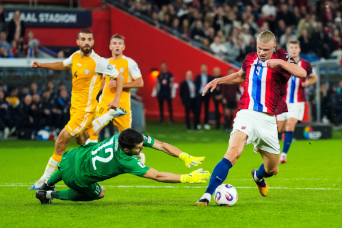 When Two Players Score Hat-Tricks in the Same Game | 10 Famous Matches and Who Gets the Ball