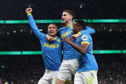 Premier League Round 6 Recap | Palace, Arsenal, and Sunderland Rise, Giants Fall: Wolves earn their first point against Spues