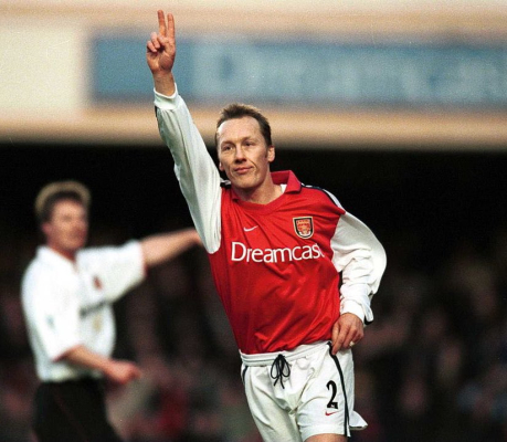 Discover the 10 highest-scoring Arsenal defenders in Premier League history, from Laurent Koscielny’s record 22 goals to Gabriel Magalhães’ rapid rise. Explore how iconic names like Tony Adams, Thomas Vermaelen, and Ashley Cole made their mark at both ends of the pitch.
