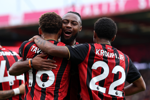 Premier League shockwaves as Chelsea, Liverpool, and Man City all lose on the same Matchday for the first time since 2016. Arsenal pull clear at the top after a win over Palace, while newcomers Sunderland, Leeds, and Burnley secure a historic treble of victories. Read the full Round 9 review, including Man United's redemption, Liverpool's fourth straight defeat, and the top-five shake-up.