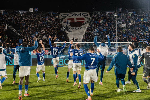 A thrilling weekend of European football beckons as top clubs clash across the Premier League, Serie A, LaLiga, Bundesliga, and Ligue 1. From Tottenham vs Chelsea to Bayern vs Leverkusen and Liverpool’s fightback hopes, dive into the standout fixtures, key storylines, and bold match predictions shaping the season’s narrative.