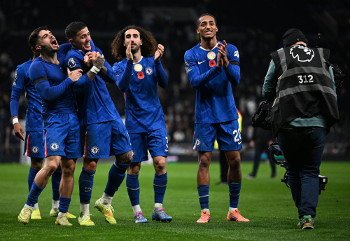 A weekend of revived title dreams in the Premier League saw Arsenal stretch their lead, Manchester City and Liverpool re-ignite momentum, Chelsea outclass Spurs, and West Ham finally end their home drought in a dramatic round of nine fixtures.