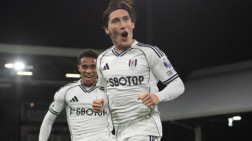 A weekend of revived title dreams in the Premier League saw Arsenal stretch their lead, Manchester City and Liverpool re-ignite momentum, Chelsea outclass Spurs, and West Ham finally end their home drought in a dramatic round of nine fixtures.