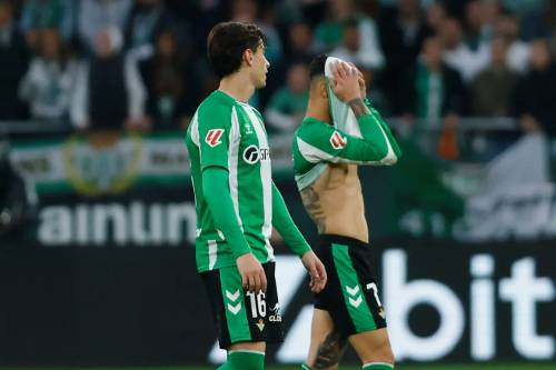 Isak, Athletic, Liverpool, and 10 Others Who Found Themselves on the Wrong Side of History This Weekend
