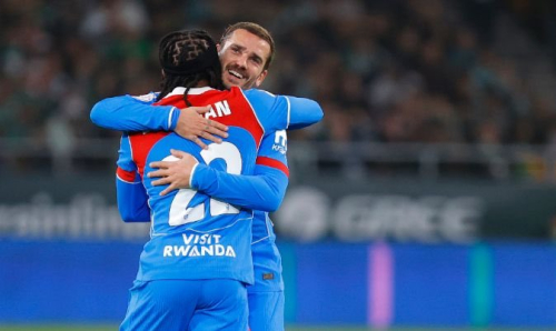 Slot vs. Guardiola at Anfield, Carrick’s Spurs Test, and Le Classique Drama