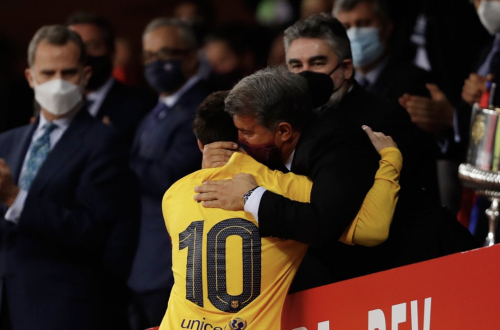Explore the explosive claims made by Xavi Hernandez against Joan Laporta as the Barcelona presidential election nears. Can Laporta’s record overcome the Messi controversy?