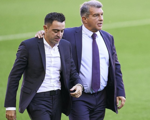 Explore the explosive claims made by Xavi Hernandez against Joan Laporta as the Barcelona presidential election nears. Can Laporta’s record overcome the Messi controversy?