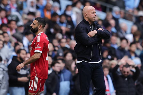 How Arrogant Arne Slot Lost the Liverpool Dressing Room and Paved the Way for Andoni Iraola